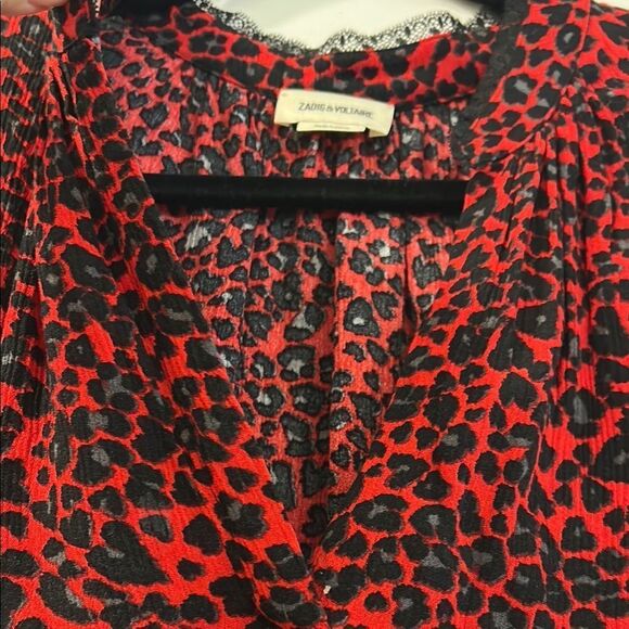 Zadig & Voltaire Black and Red Leopard Print V-Neck Blouse, Size Medium - Picture 4 of 10